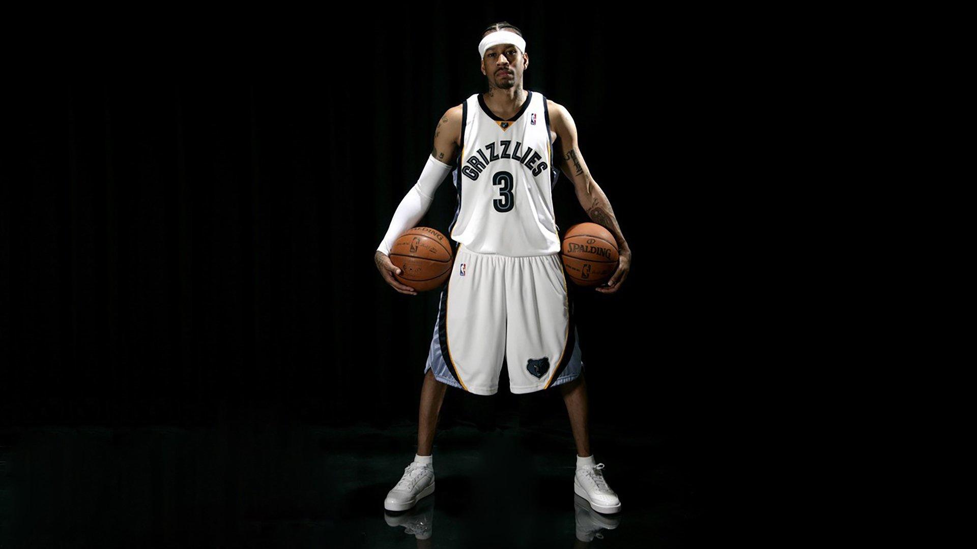 韦少豪言湖人阵容无懈可击，放话将用经验碾压年轻对手，我们准备踢屁股！